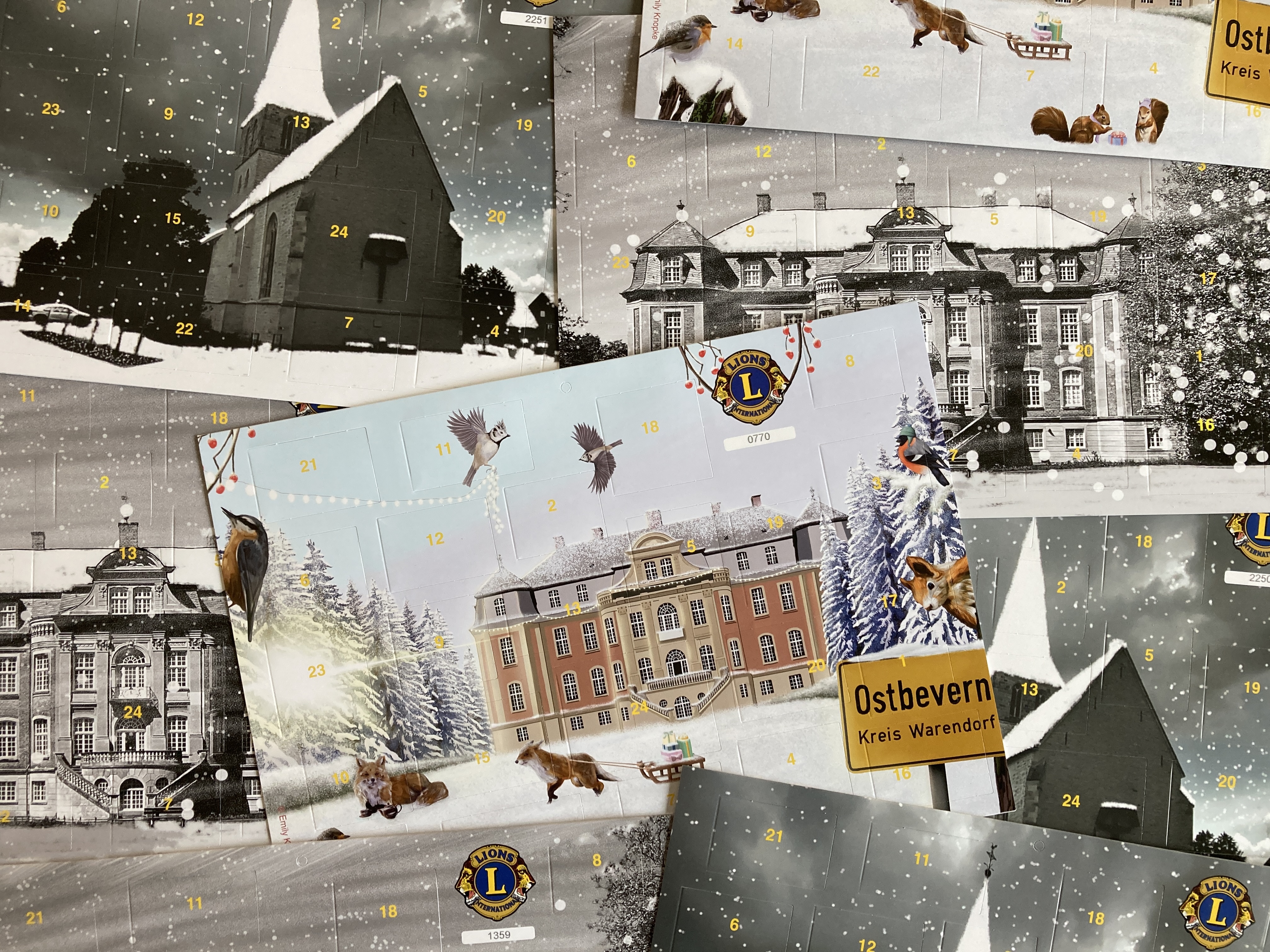 Collage der drei Motive der Adventskalender 2025